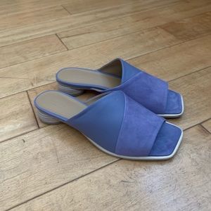 M. Gemi Ilaria Mixed Media Low Heel Sandals Violet Dust 40 / US 9